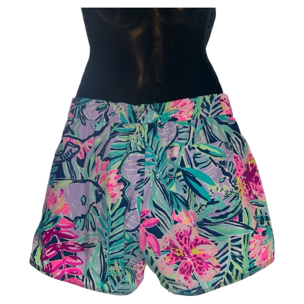 Lilly‎ Pulitzer Pink & Green Athletic Shorts Hawaiian 🌺 Design w/3 Pockets XS